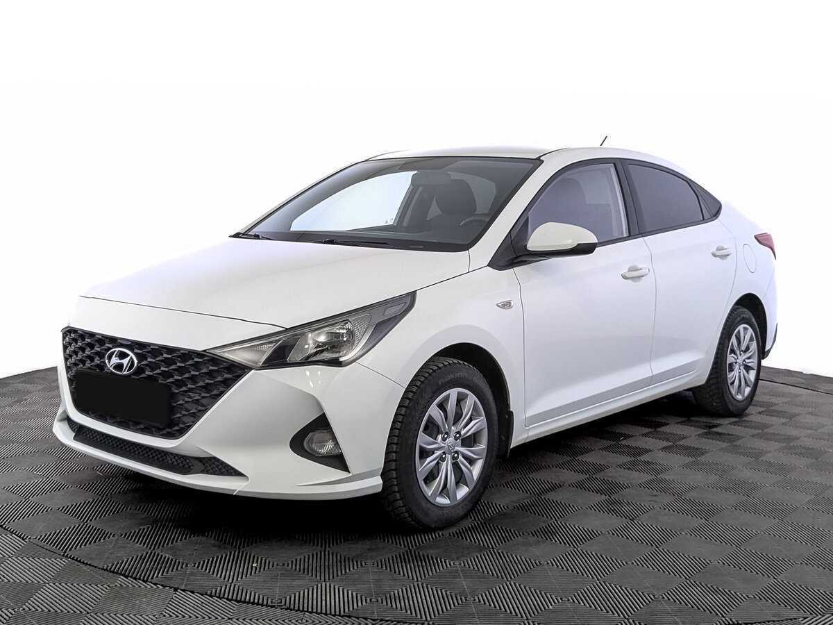 Hyundai Solaris 2020 года с пробегом. Посмотреть фото
