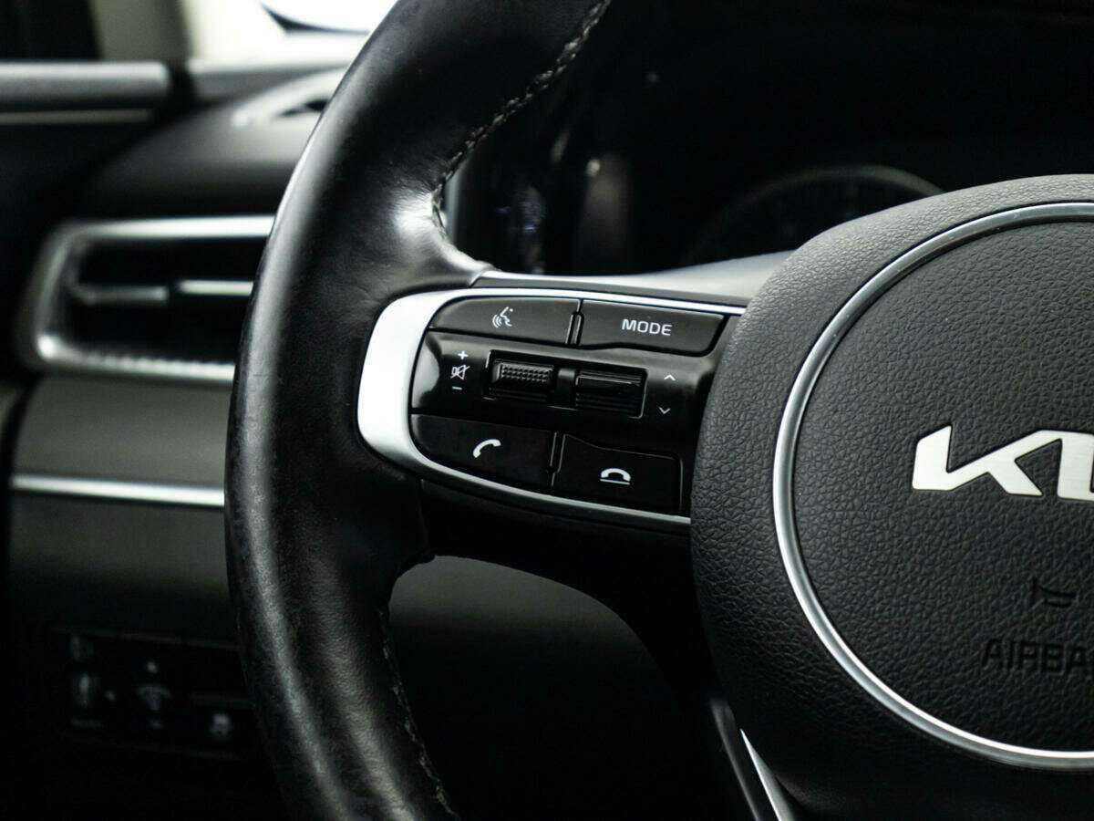 Kia K5 2022 года с пробегом. Фото: #20