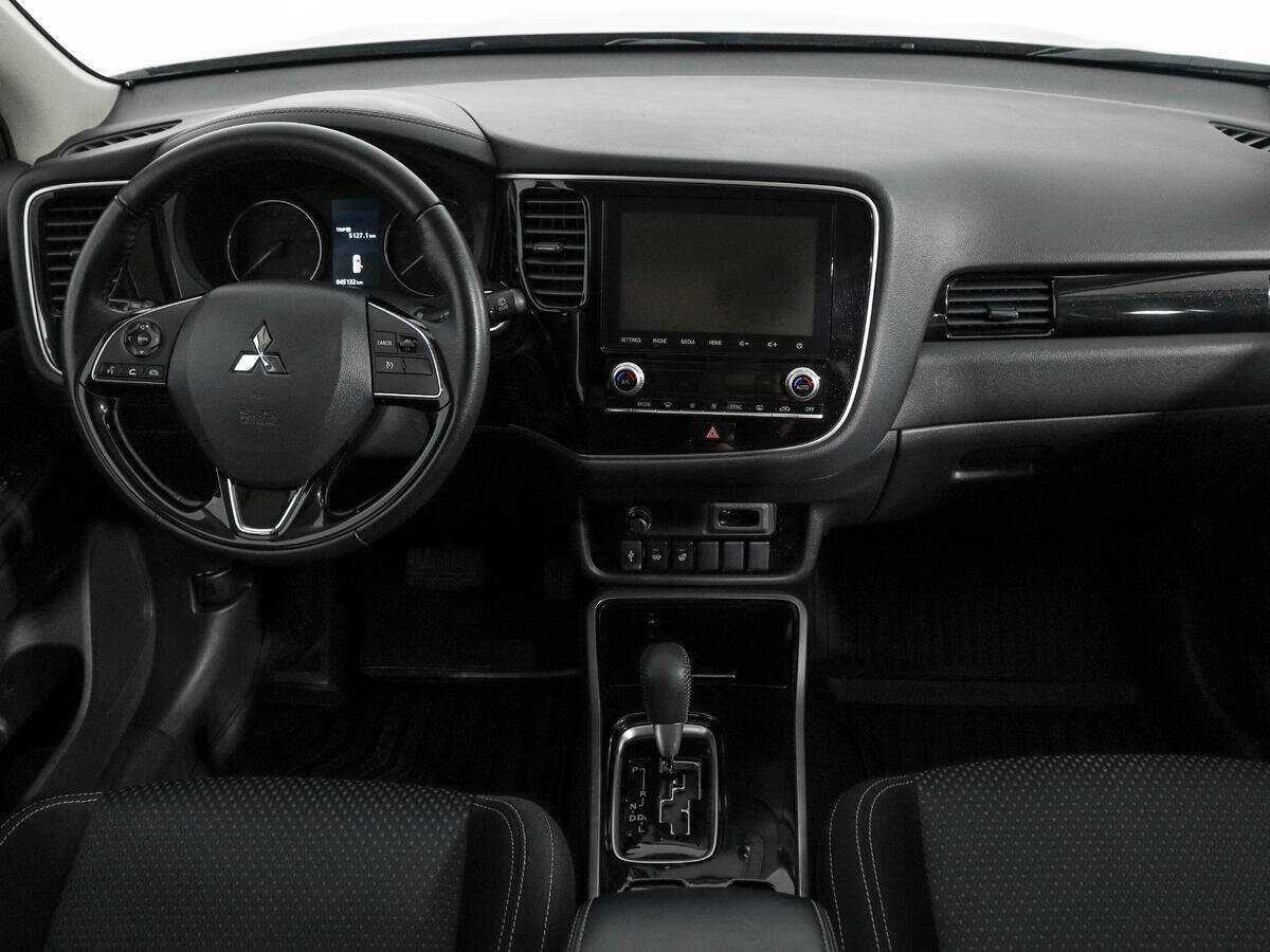 Mitsubishi Outlander 2020 года с пробегом. Фото: #14