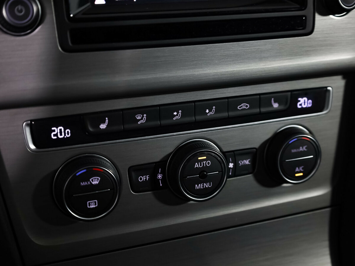 Volkswagen Golf 2015 года с пробегом. Фото: #16