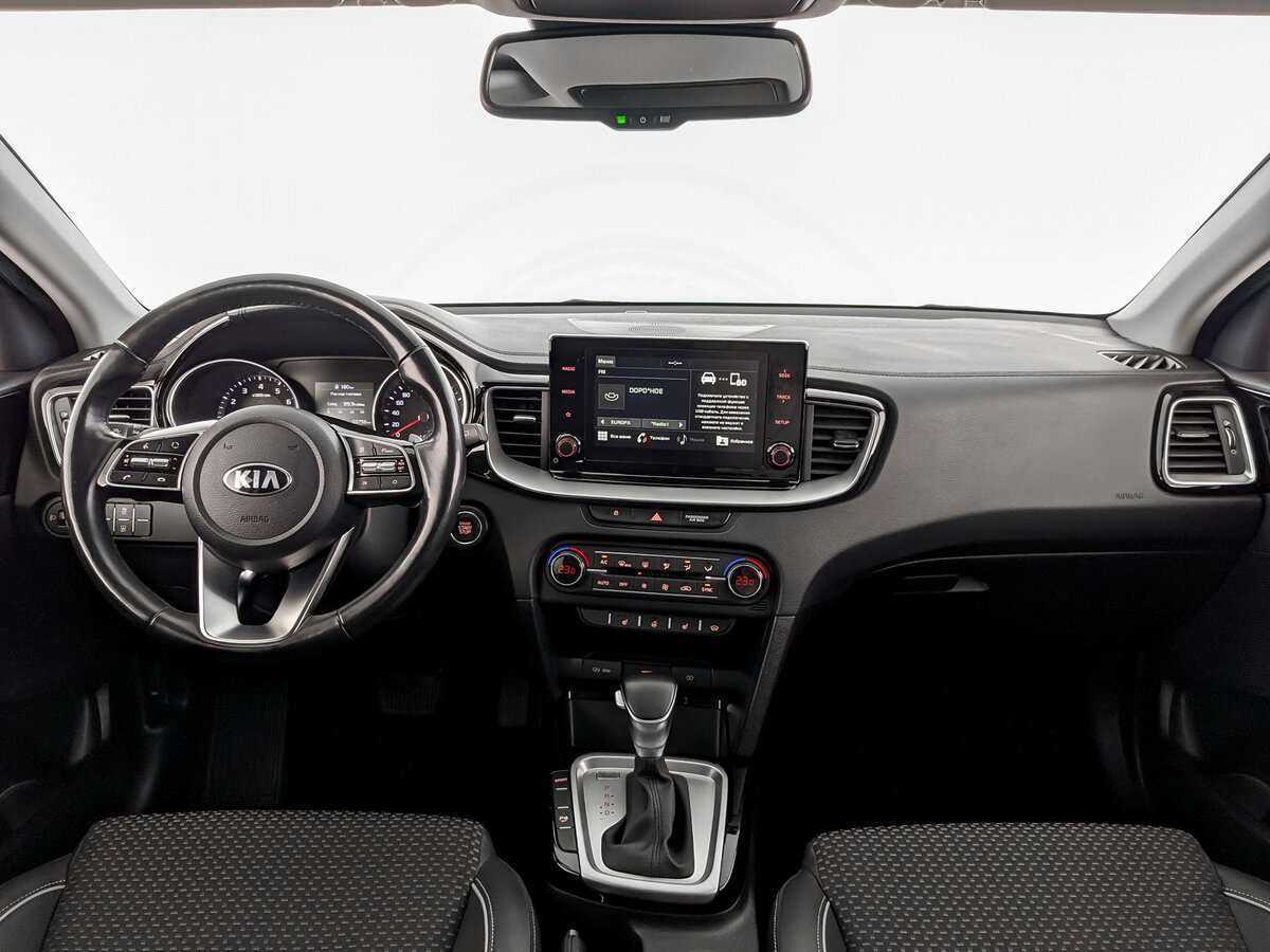 Kia Ceed 2021 года с пробегом. Фото: #11