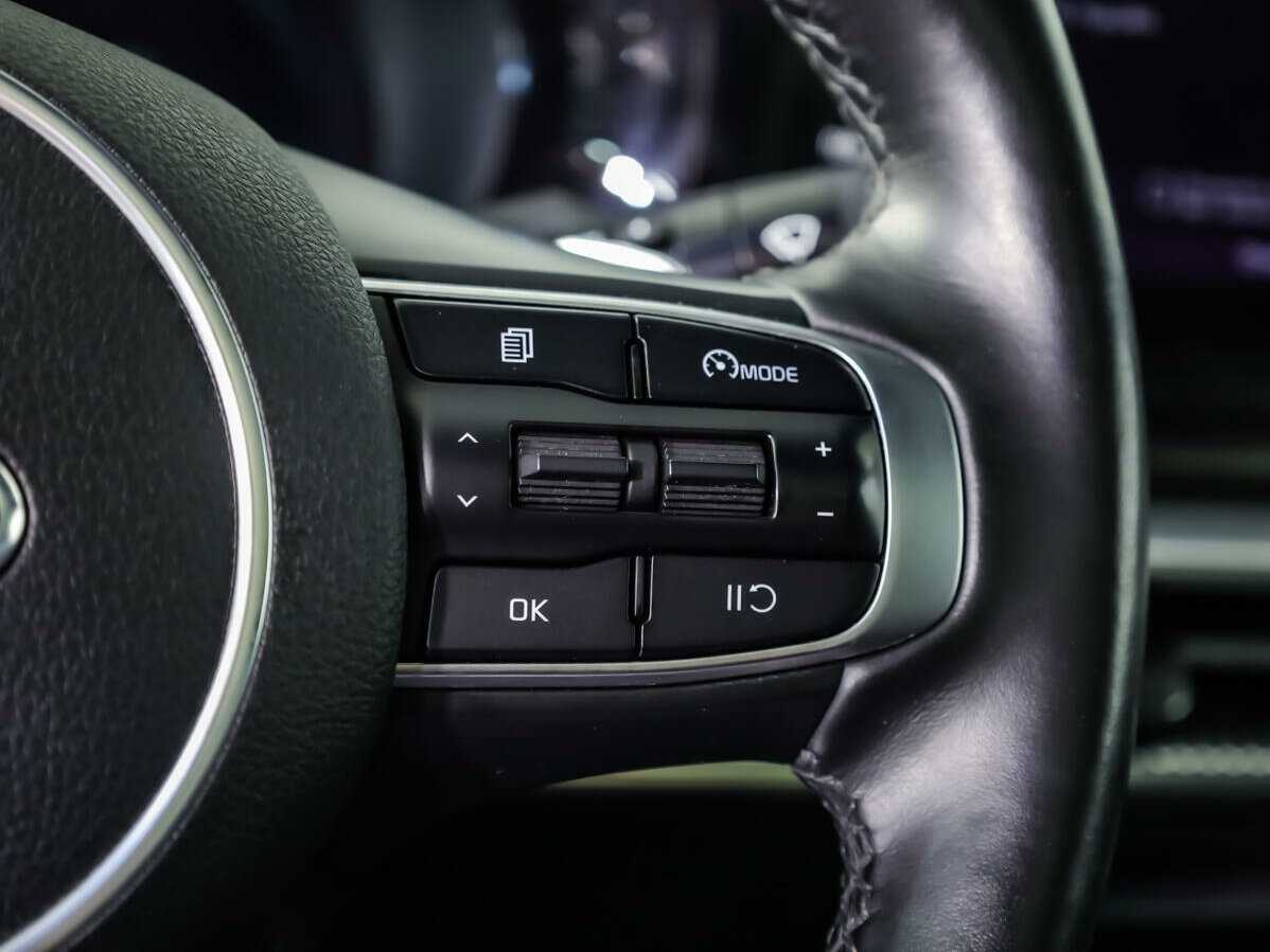 Kia K5 2021 года с пробегом. Фото: #17