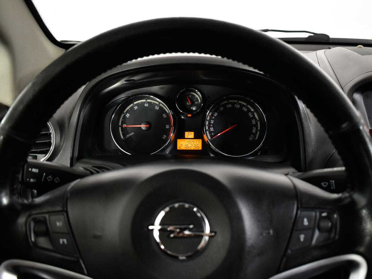 Opel Antara 2014 года с пробегом. Фото: #8