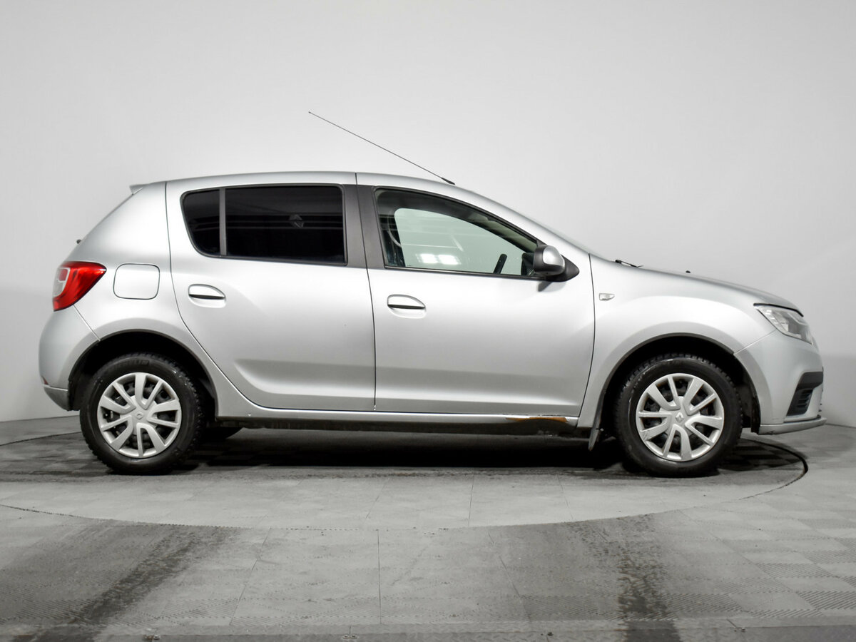 Renault Sandero 2021 года с пробегом. Фото: #3