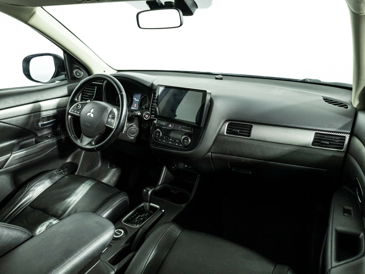 Mitsubishi Outlander 2013 года с пробегом. Фото: #8