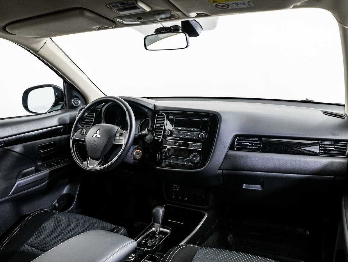 Mitsubishi Outlander 2019 года с пробегом. Фото: #6