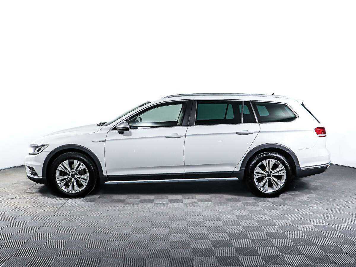 Volkswagen Passat 2018 года с пробегом. Фото: #7