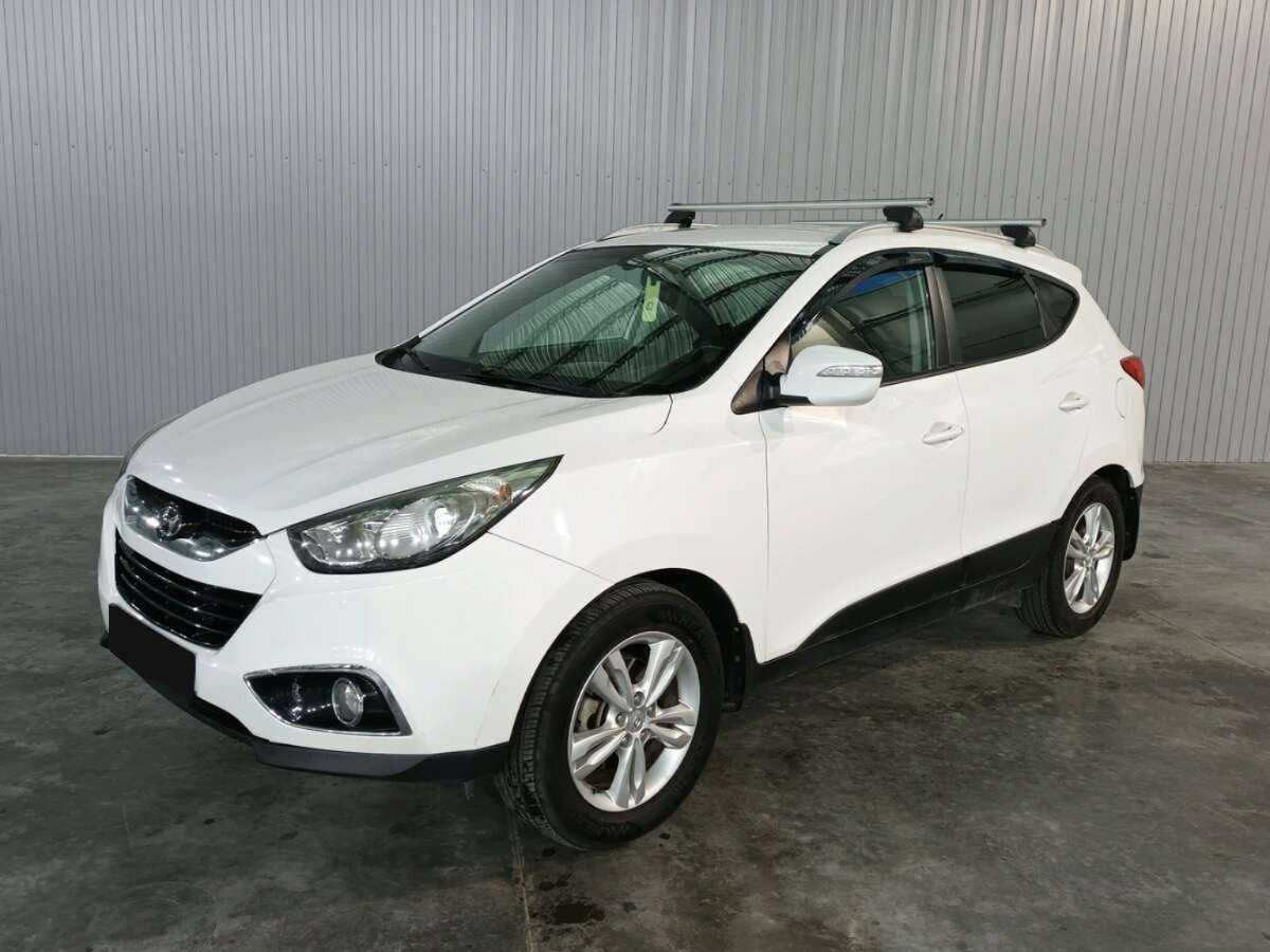 Hyundai ix35 2012 года с пробегом. Посмотреть фото