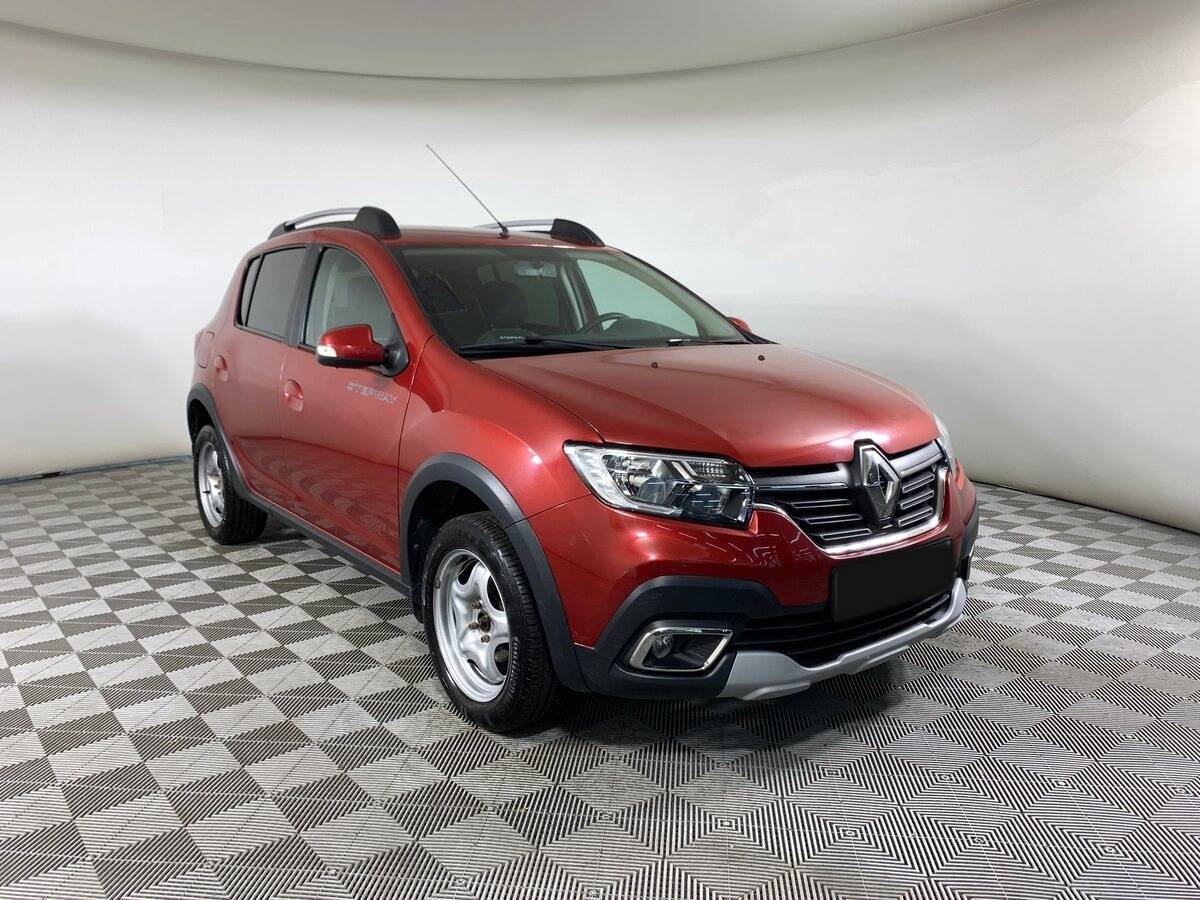 Renault Sandero 2021 года с пробегом. Фото: #2