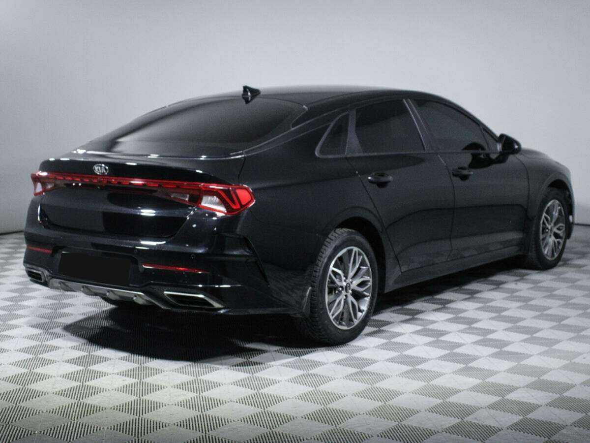 Kia K5 2021 года с пробегом. Фото: #3