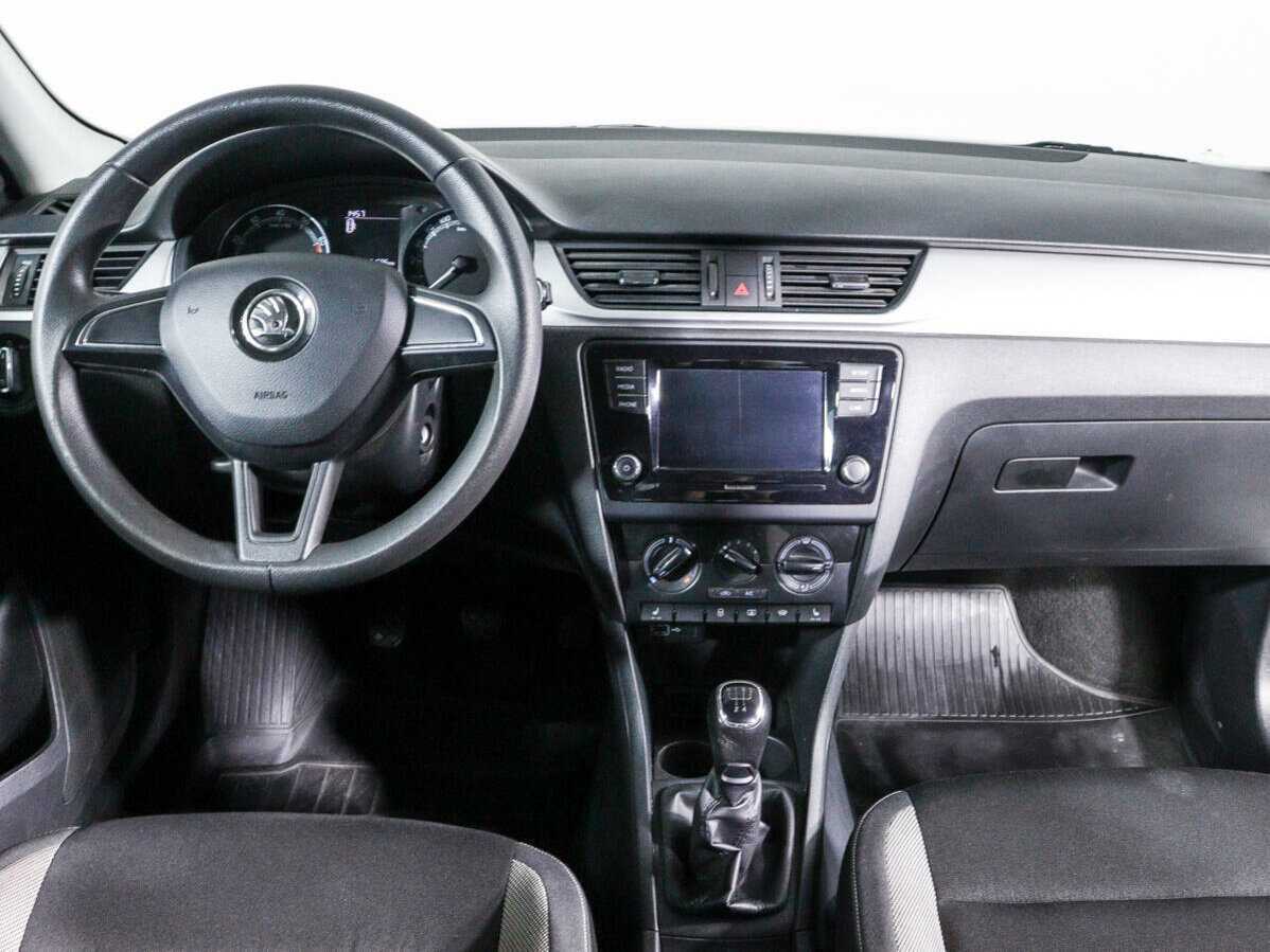 Skoda Rapid 2019 года с пробегом. Фото: #9
