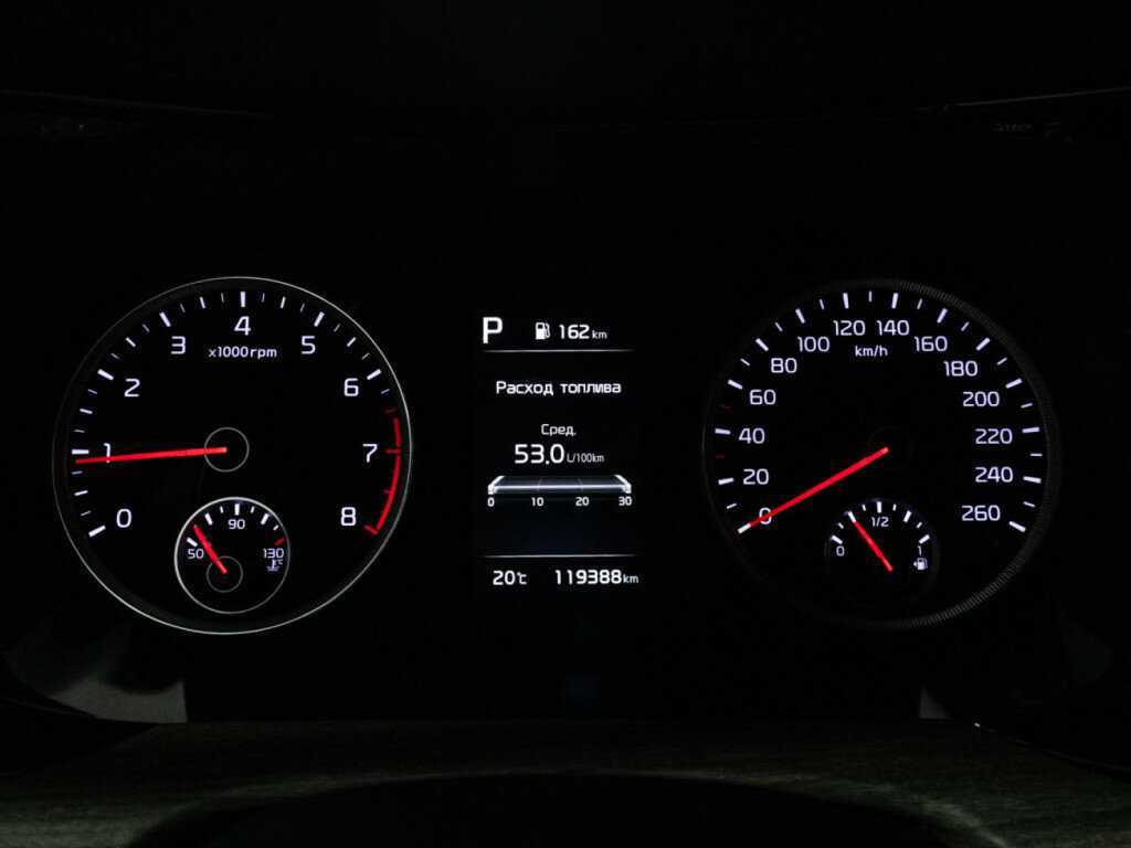 Kia K5 2021 года с пробегом. Фото: #11