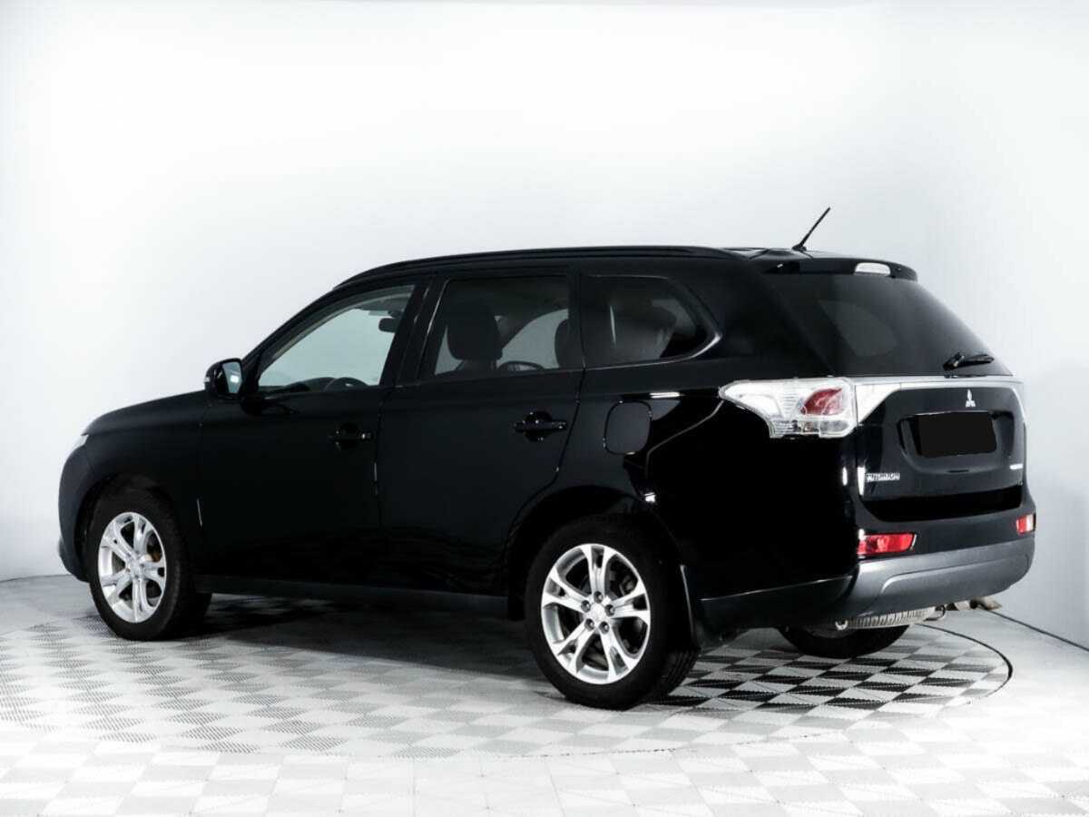 Mitsubishi Outlander 2013 года с пробегом. Фото: #6