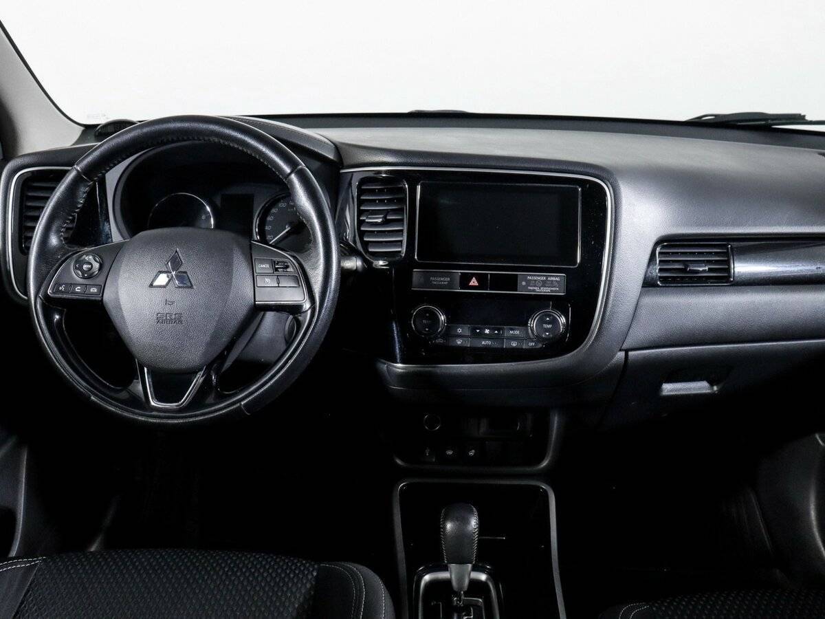 Mitsubishi Outlander 2019 года с пробегом. Фото: #11
