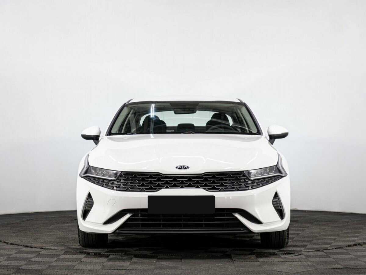Kia K5 2021 года с пробегом. Фото: #1