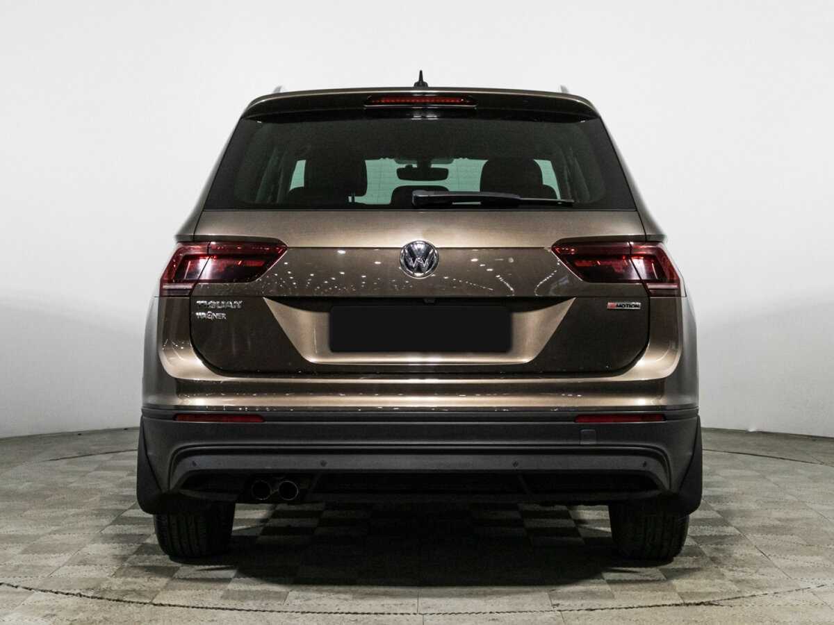 Volkswagen Tiguan 2018 года с пробегом. Фото: #5