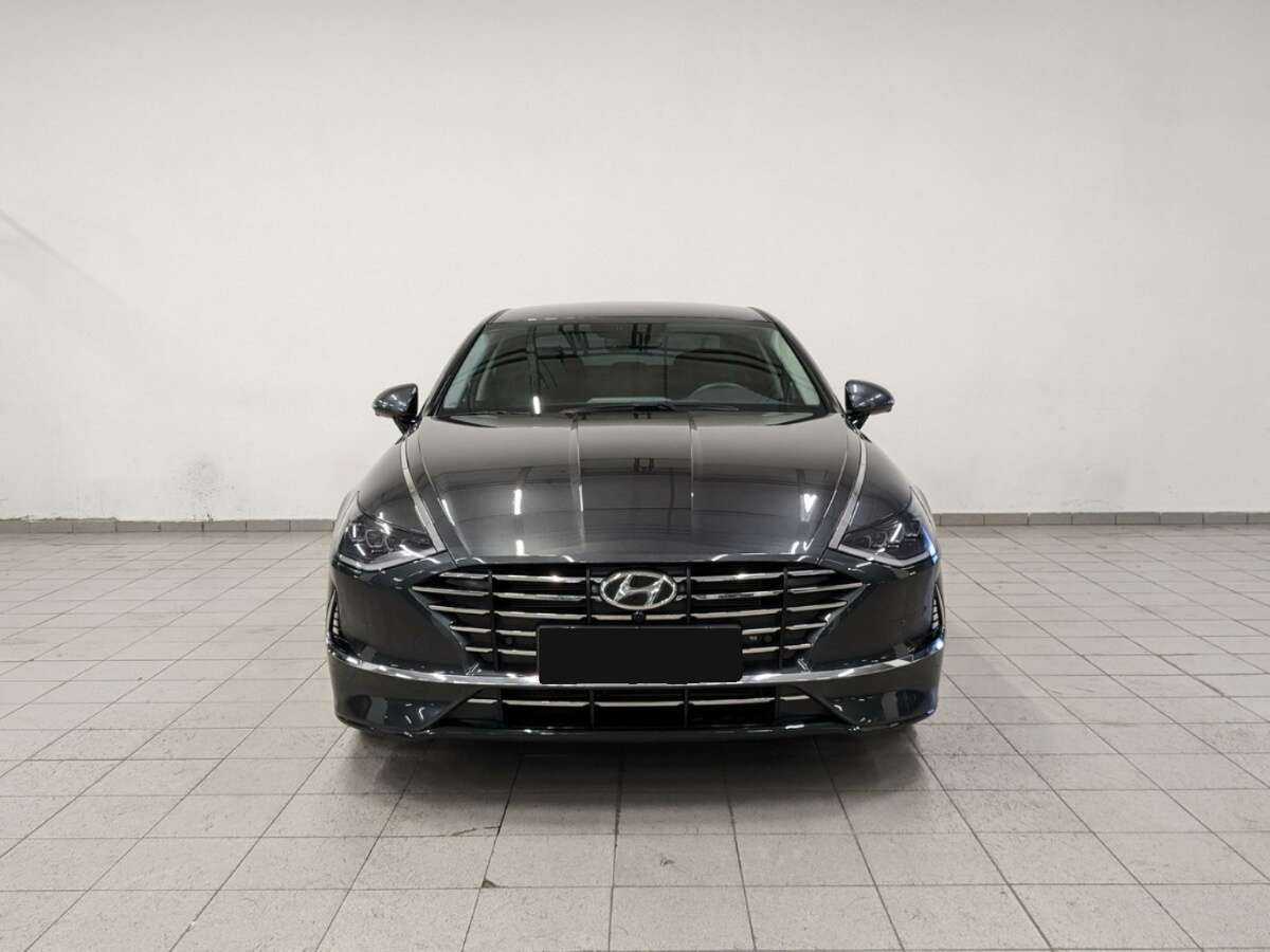 Hyundai Sonata 2022 года с пробегом. Фото: #1