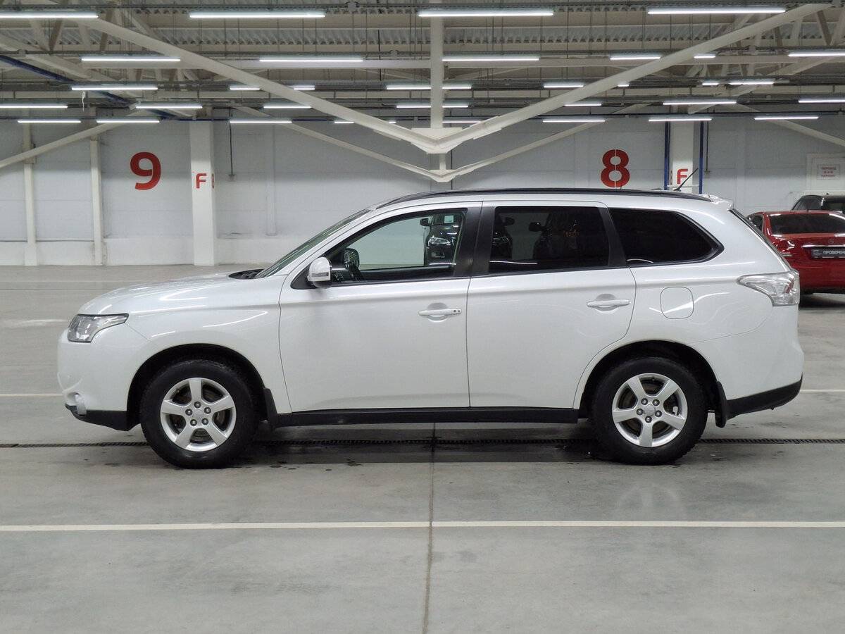 Mitsubishi Outlander 2013 года с пробегом. Фото: #7