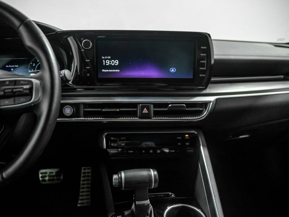 Kia K5 2021 года с пробегом. Фото: #10