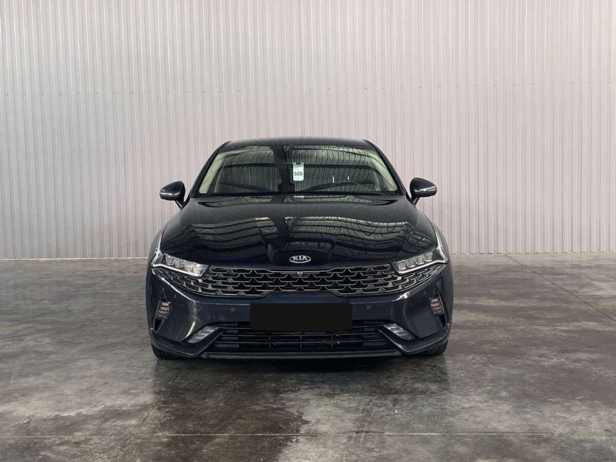 Kia K5 2021 года с пробегом. Фото: #1