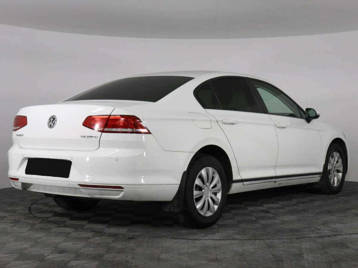 Volkswagen Passat 2016 года с пробегом. Фото: #4