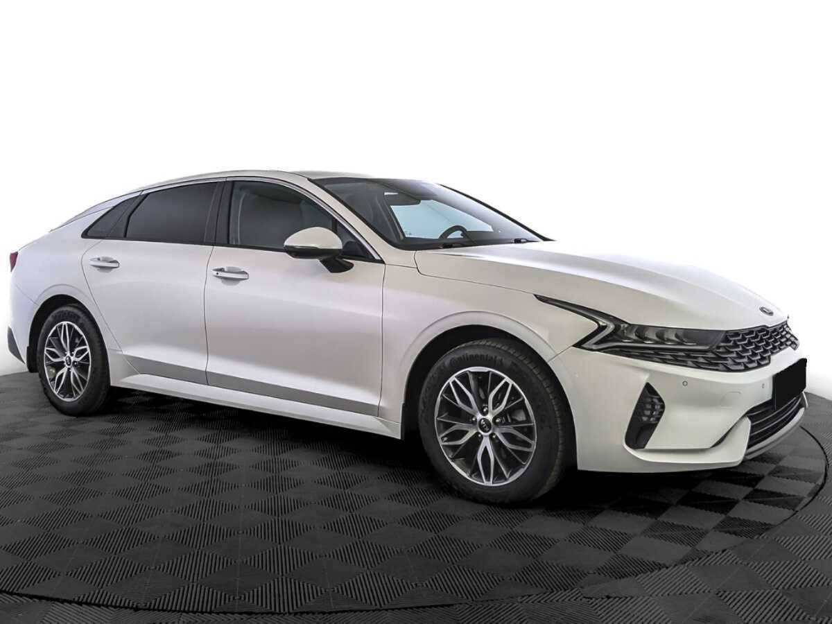 Kia K5 2021 года с пробегом. Фото: #2