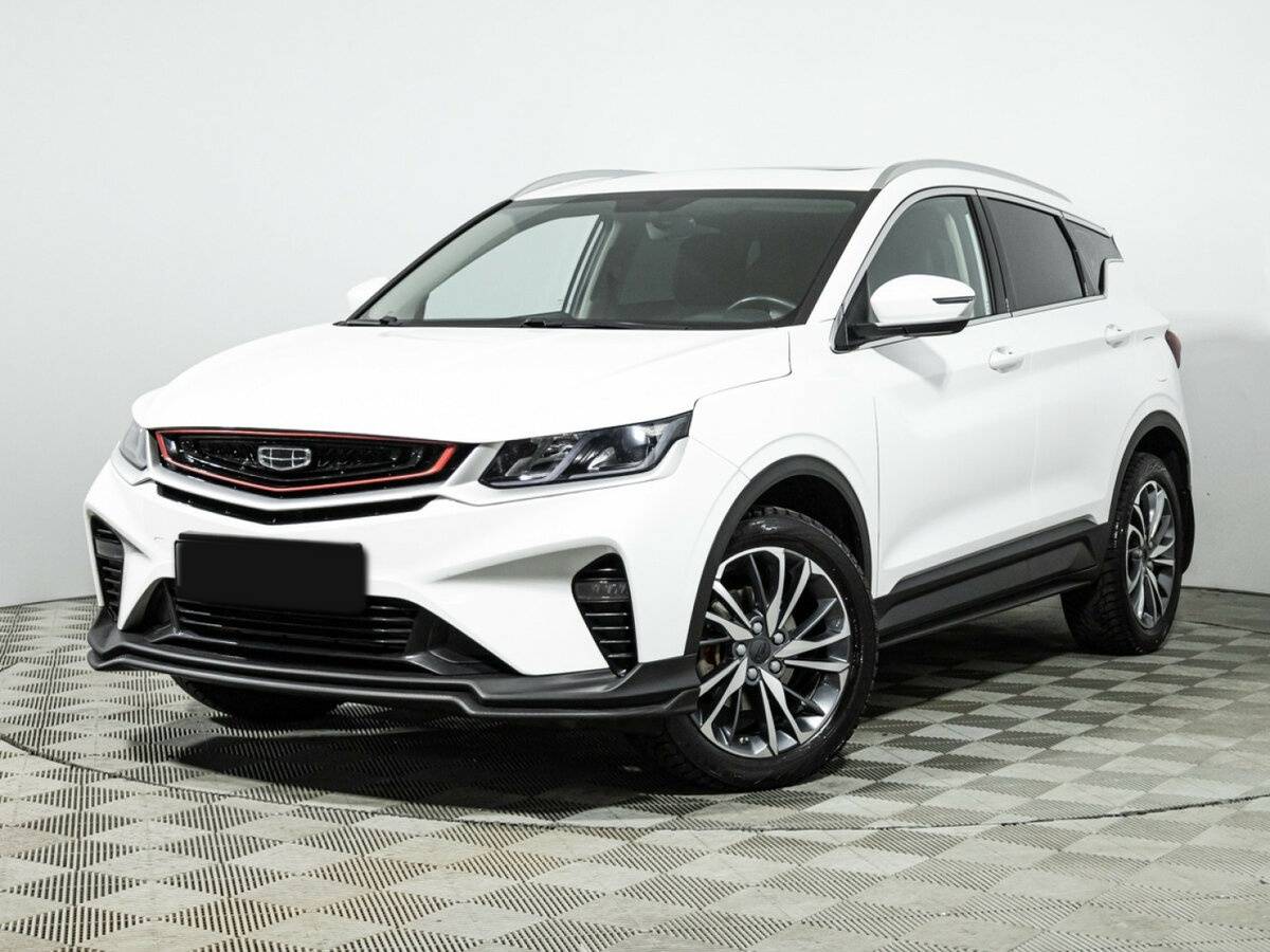 Geely Coolray 2023 года с пробегом. Посмотреть фото
