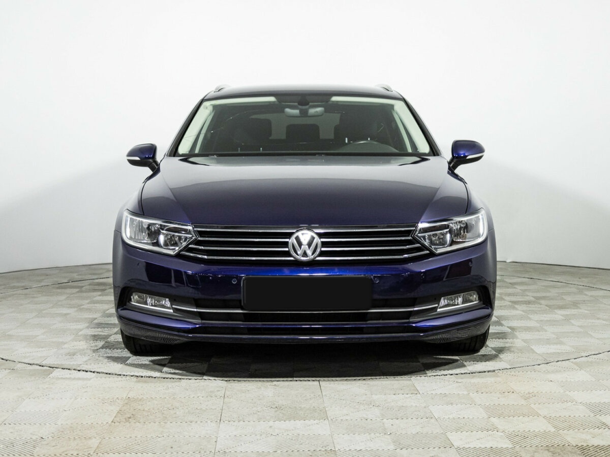 Volkswagen Passat 2017 года с пробегом. Фото: #1