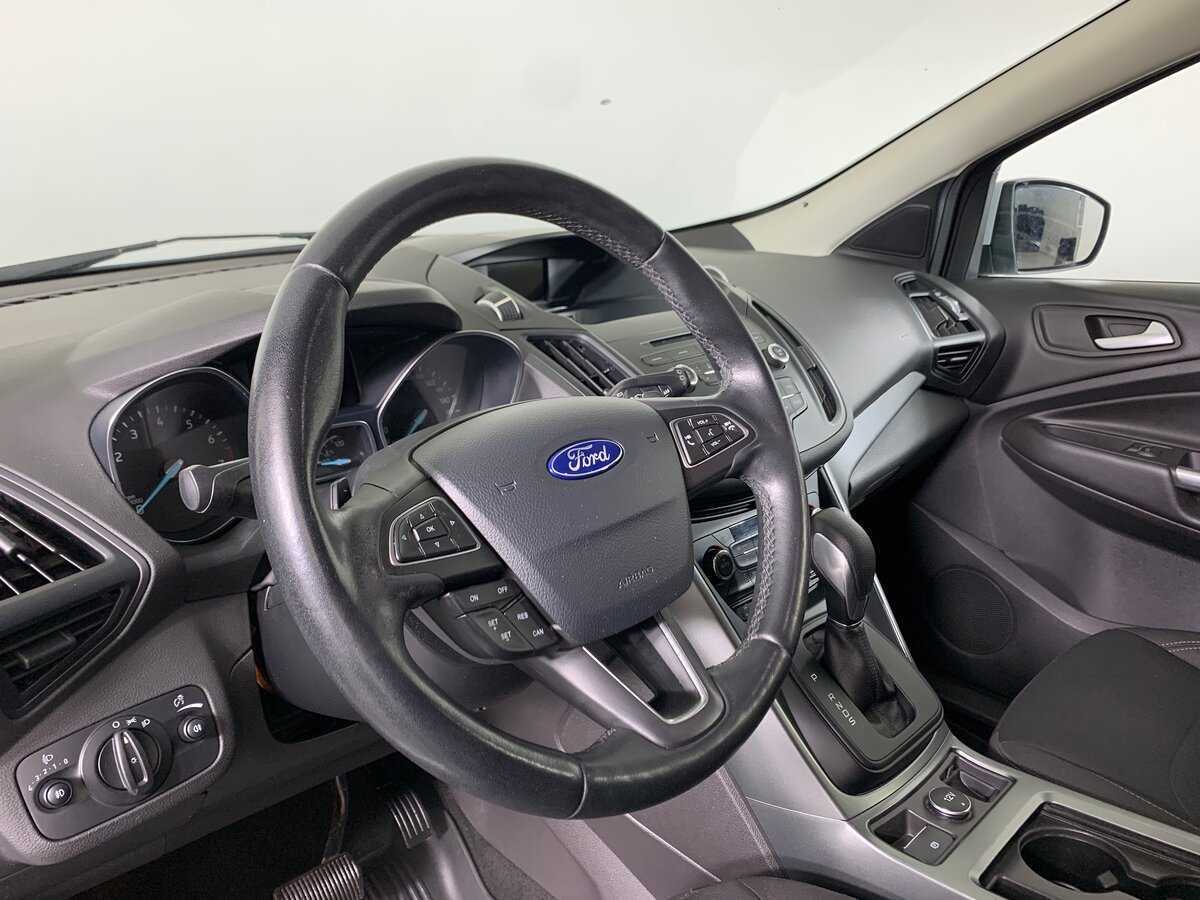 Ford Kuga 2017 года с пробегом. Фото: #11