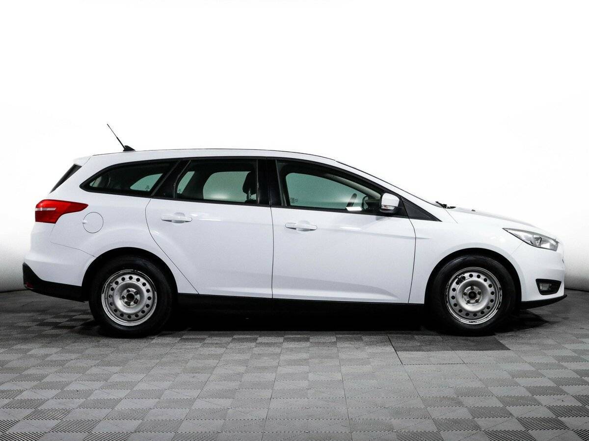 Ford Focus 2018 года с пробегом. Фото: #3