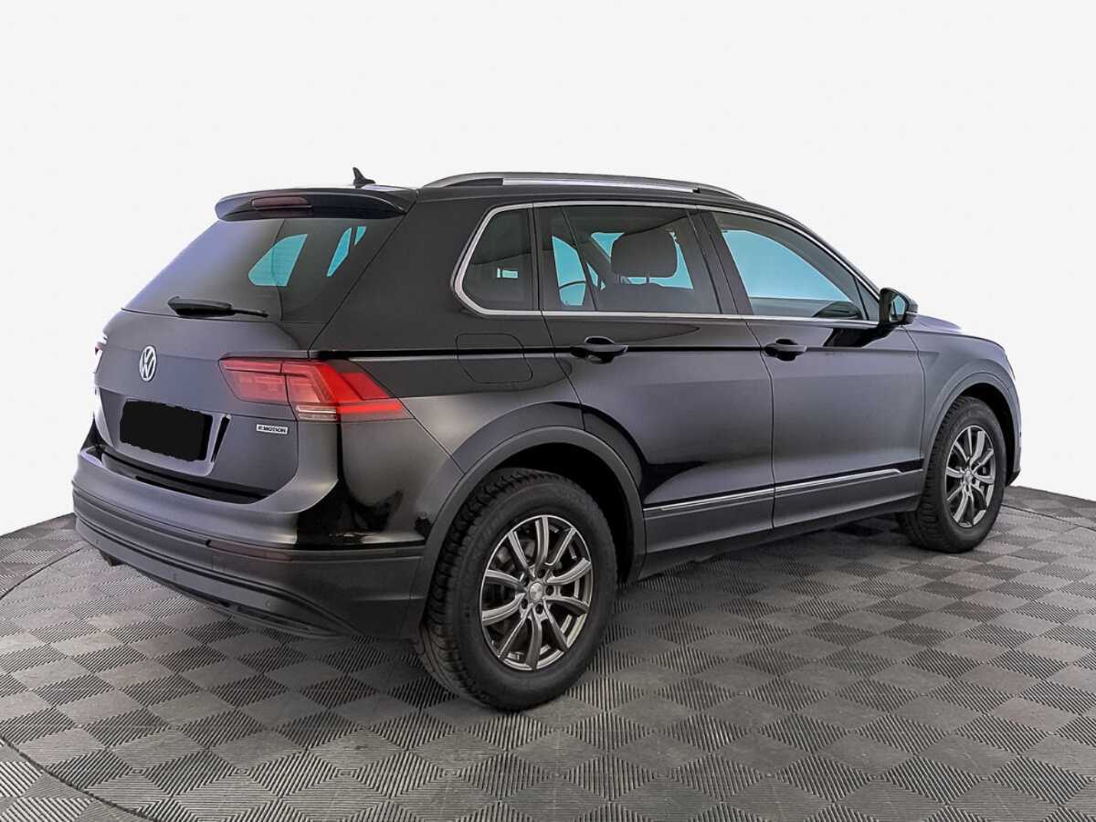 Volkswagen Tiguan 2018 года с пробегом. Фото: #4
