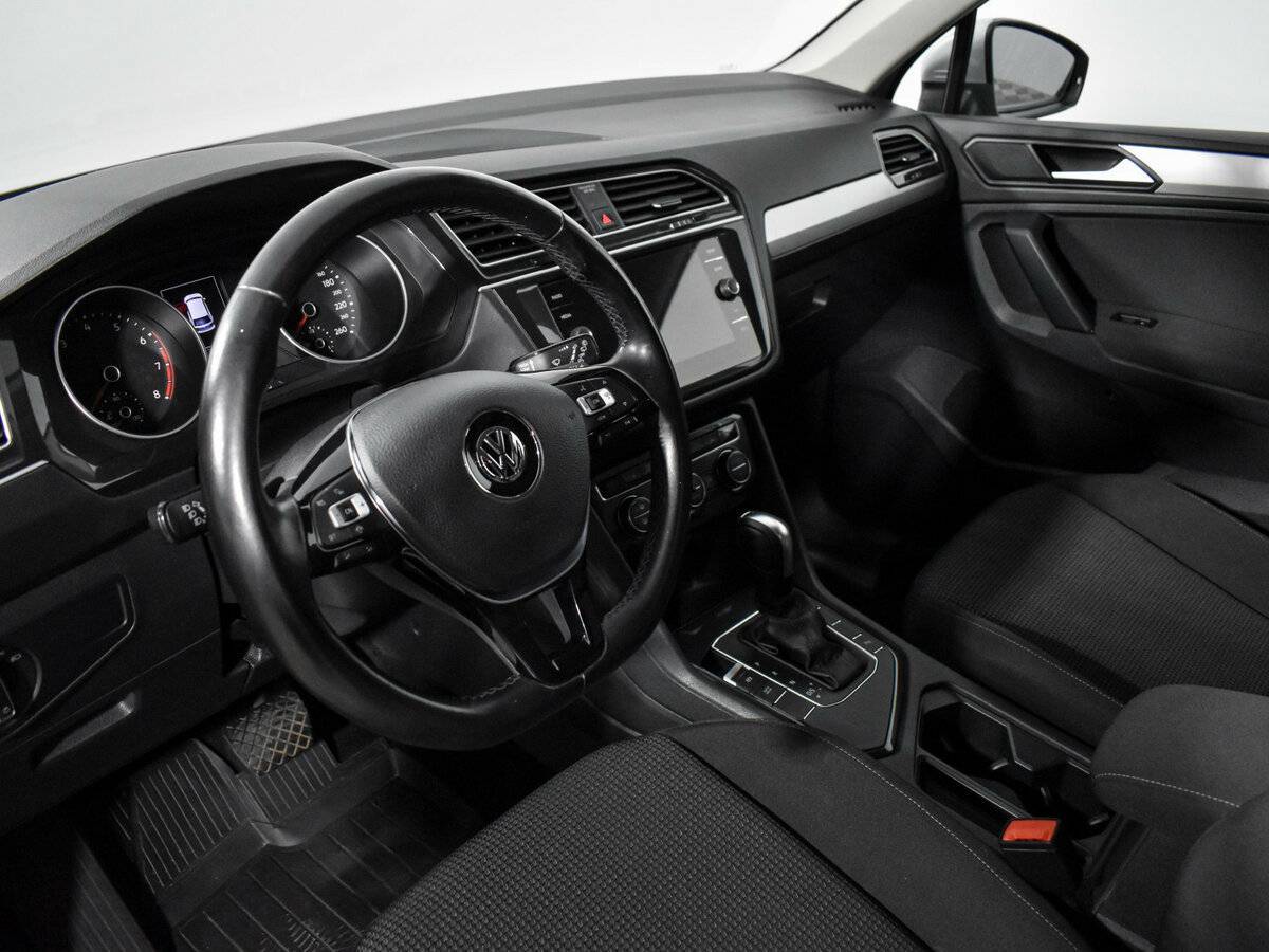 Volkswagen Tiguan 2019 года с пробегом. Фото: #8
