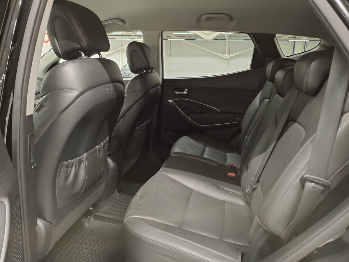Hyundai Santa Fe 2018 года с пробегом. Фото: #11