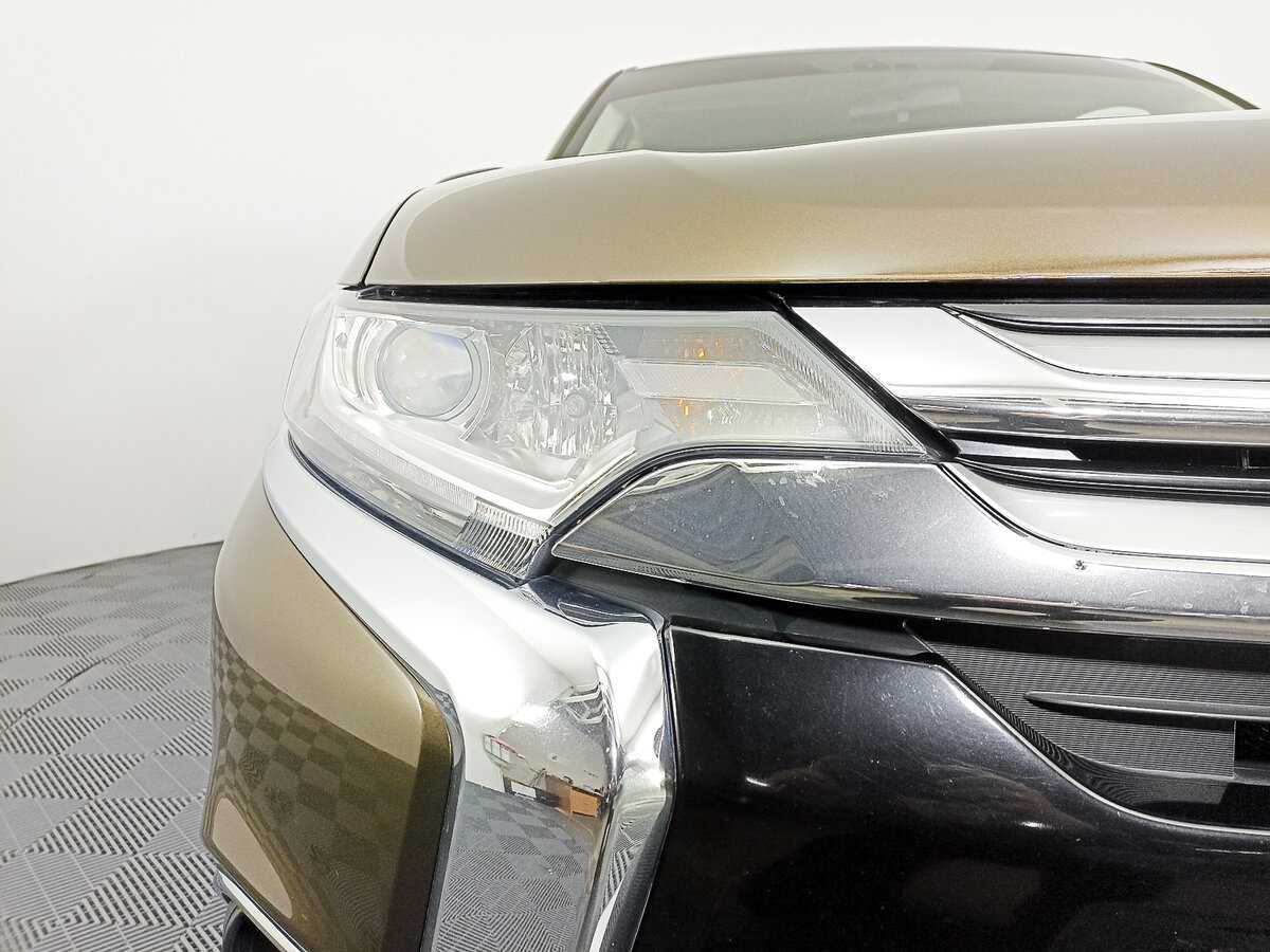 Mitsubishi Outlander 2018 года с пробегом. Фото: #15