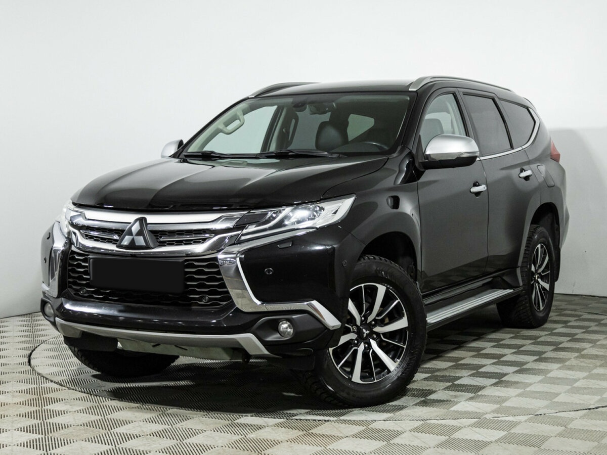 Mitsubishi Pajero Sport 2017 года с пробегом. Фото: #0