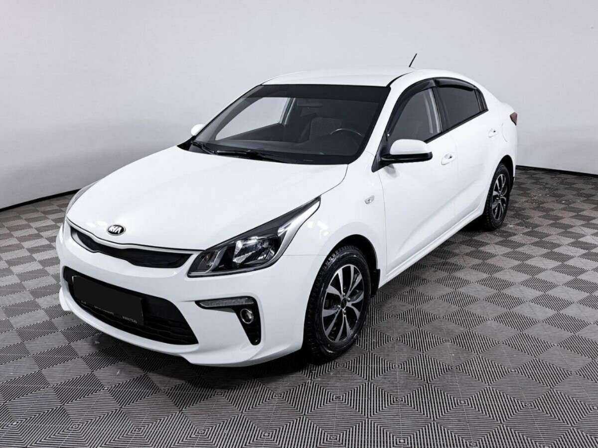 Kia Rio 2017 года с пробегом. Посмотреть фото
