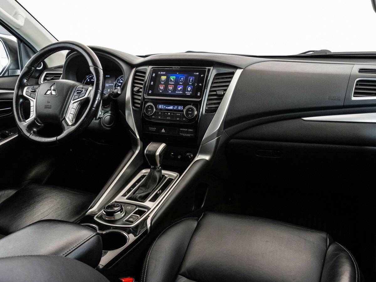 Mitsubishi Pajero Sport 2019 года с пробегом. Фото: #7
