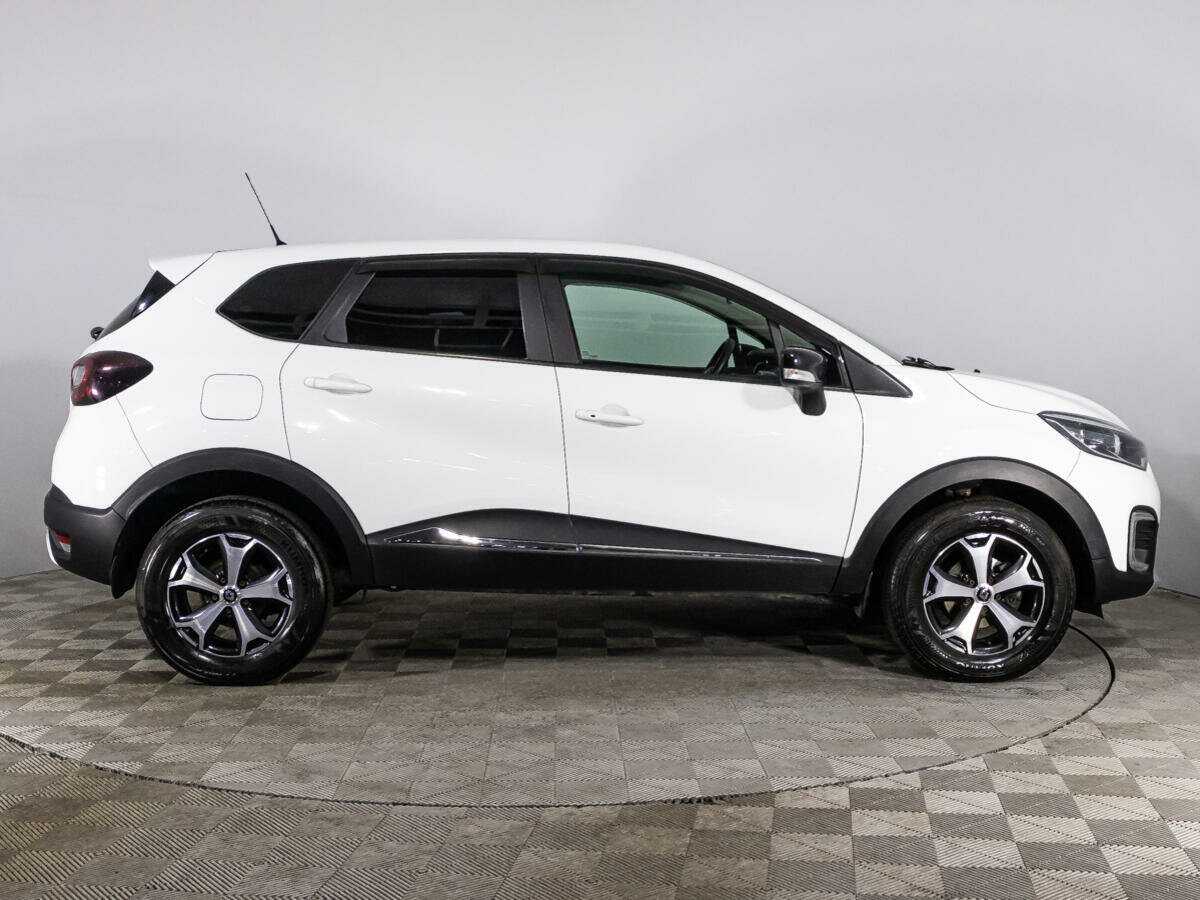 Renault Kaptur 2017 года с пробегом. Фото: #3