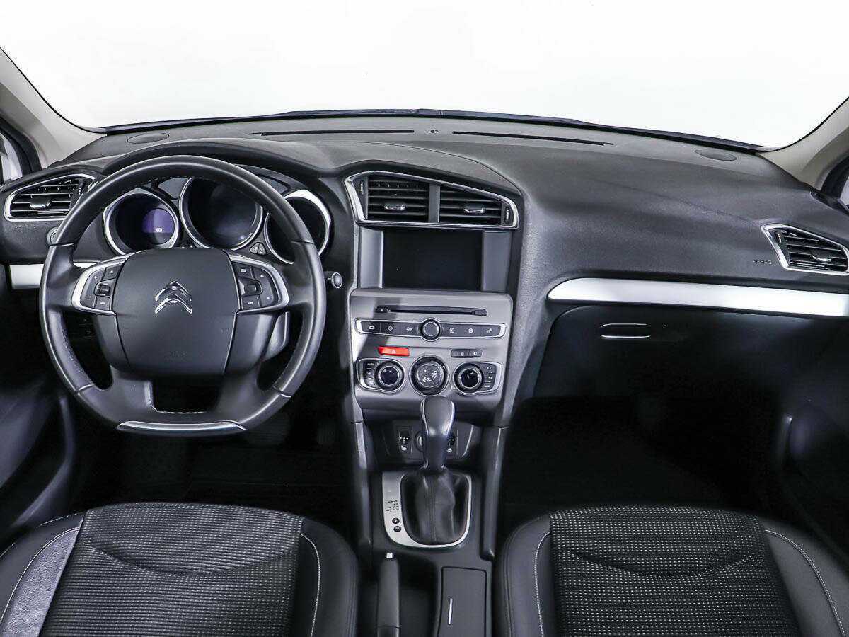 Citroen C4 2017 года с пробегом. Фото: #10