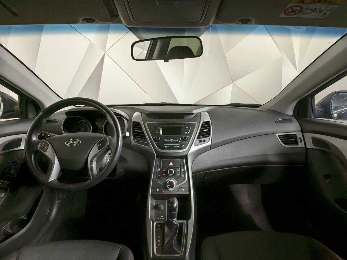 Hyundai Elantra 2015 года с пробегом. Фото: #9