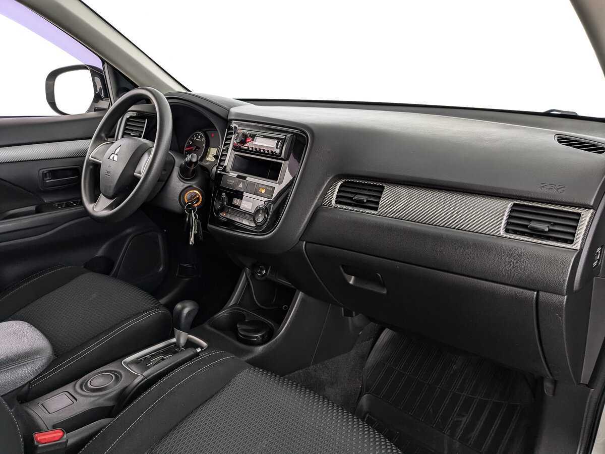 Mitsubishi Outlander 2015 года с пробегом. Фото: #8