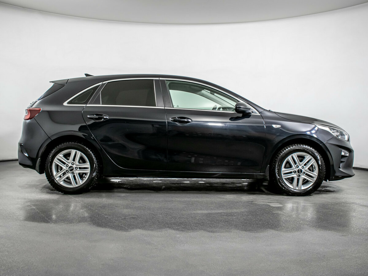 Kia Ceed 2018 года с пробегом. Фото: #3