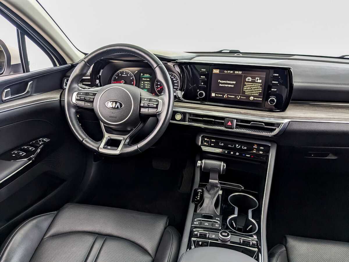 Kia K5 2021 года с пробегом. Фото: #17