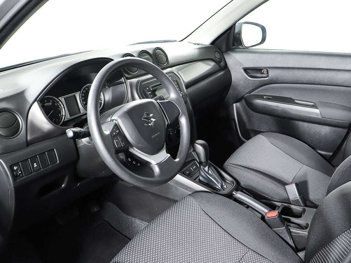 Suzuki Vitara 2021 года с пробегом. Фото: #11