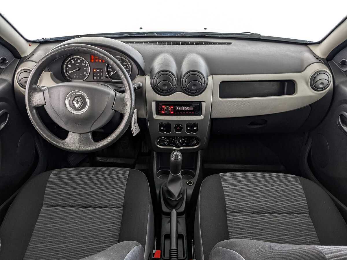 Renault Sandero 2012 года с пробегом. Фото: #9