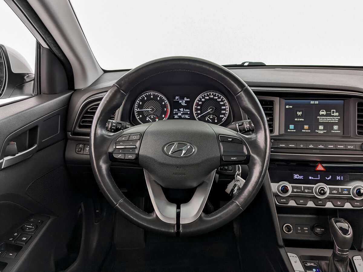 Hyundai Elantra 2020 года с пробегом. Фото: #16