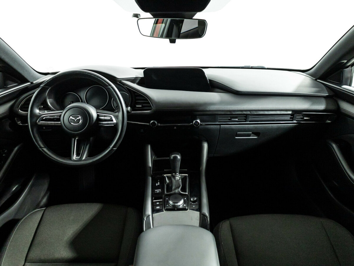 Mazda 3 2019 года с пробегом. Фото: #12