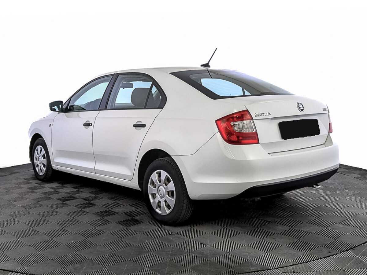 Skoda Rapid 2017 года с пробегом. Фото: #6