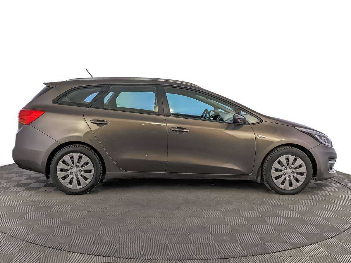 Kia Ceed 2015 года с пробегом. Фото: #3