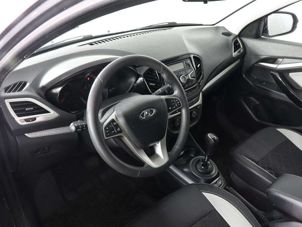 Lada (ВАЗ) Vesta 2019 года с пробегом. Фото: #8